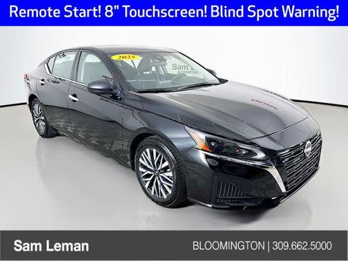 Super Black Clearcoat 2025 Nissan Altima 2.5 SV