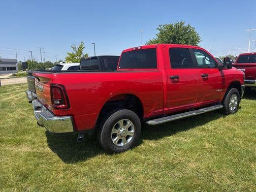 Flame Red Clearcoat 2026 RAM 2500 Big Horn Crew Cab 4x4 6'4' Box