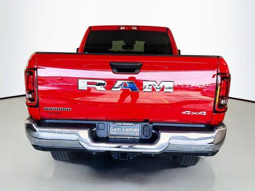 Flame Red Clearcoat 2026 RAM 2500 Big Horn Crew Cab 4x4 6'4' Box