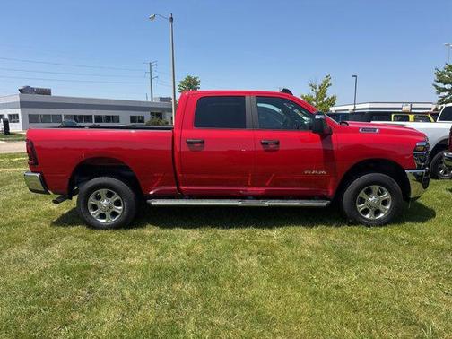 Flame Red Clearcoat 2026 RAM 2500 Big Horn Crew Cab 4x4 6'4' Box