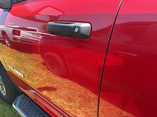 Flame Red Clearcoat 2026 RAM 2500 Big Horn Crew Cab 4x4 6'4' Box
