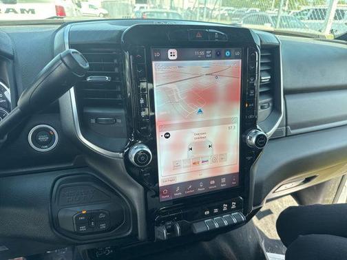 2025 RAM 2500 Big Horn Crew Cab 4x4 8' Box