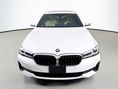 2022 BMW 530 i xDrive