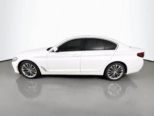 2022 BMW 530 i xDrive