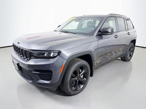 2024 Jeep Grand Cherokee Altitude