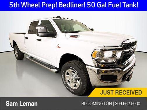 2024 RAM 2500 Tradesman Crew Cab 4x4 8' Box