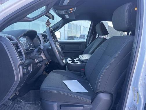 2024 RAM 2500 Tradesman Crew Cab 4x4 8' Box