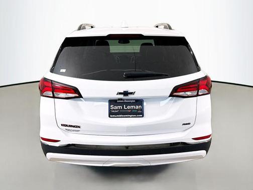 Iridescent Pearl Tricoat 2022 Chevrolet Equinox Premier w/1LZ