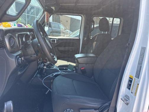 Bright White Clearcoat 2022 Jeep Wrangler Unlimited Sport