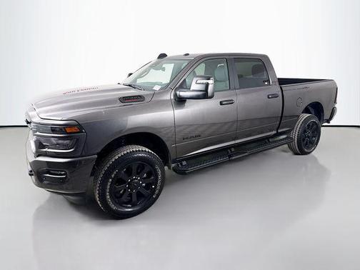 2025 RAM 2500 Big Horn Crew Cab 4x4 6'4' Box