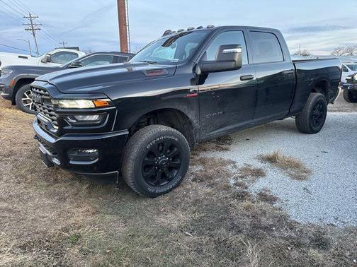 2025 RAM 2500 Big Horn Crew Cab 4x4 6'4' Box