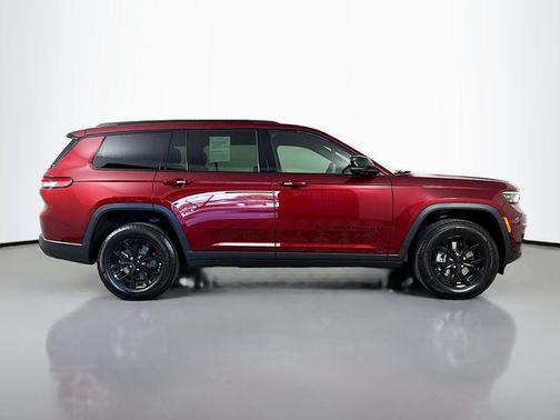 Velvet Red Pearlcoat 2025 Jeep Grand Cherokee L Altitude