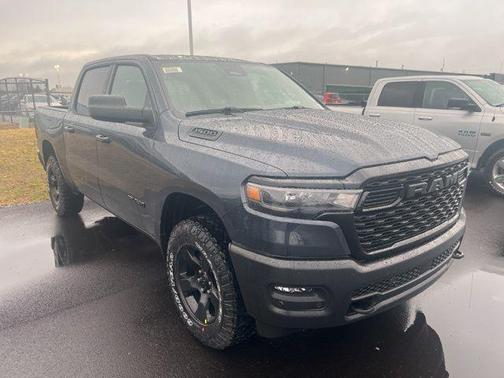 2026 RAM 1500 Warlock Crew Cab 4x4 5'7' Box