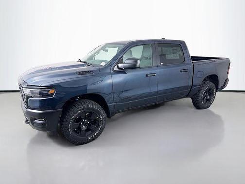 2026 RAM 1500 Warlock Crew Cab 4x4 5'7' Box