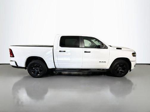 Bright White Clearcoat 2025 RAM 1500 Big Horn/Lone Star