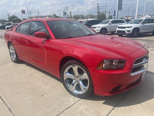 Redline 3 Coat Pearl 2012 Dodge Charger SXT
