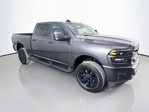 2025 RAM 2500 Big Horn Crew Cab 4x4 6'4' Box