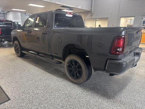 2025 RAM 2500 Big Horn Crew Cab 4x4 6'4' Box