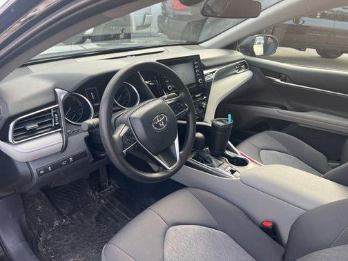 2024 Toyota Camry Hybrid LE