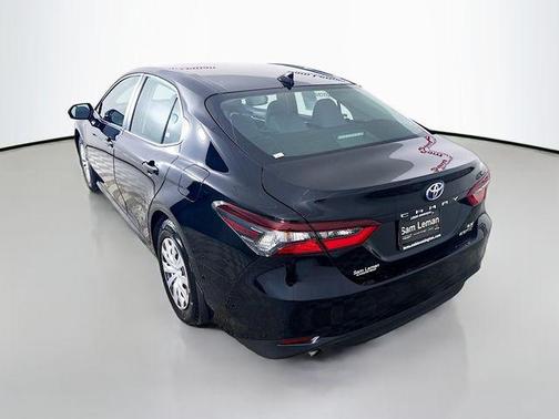 2024 Toyota Camry Hybrid LE