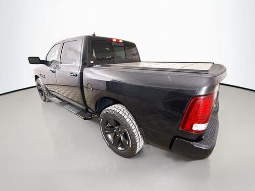 2018 RAM 1500 Night Crew Cab 4x4 5'7' Box