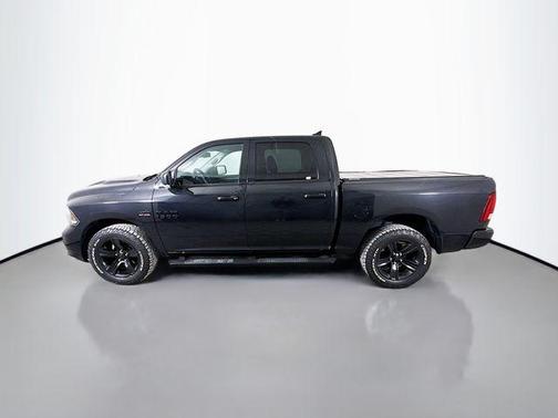 2018 RAM 1500 Night Crew Cab 4x4 5'7' Box