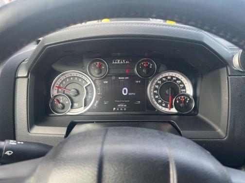 2018 RAM 1500 Night Crew Cab 4x4 5'7' Box