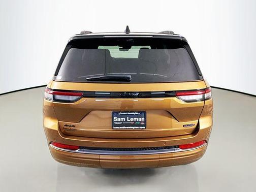 Copper Shino Metallic Clearcoat 2026 Jeep Grand Cherokee Summit