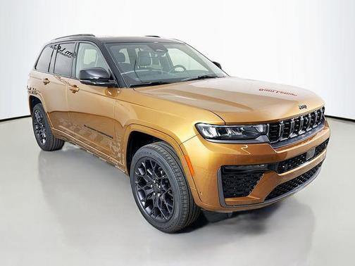 Copper Shino Metallic Clearcoat 2026 Jeep Grand Cherokee Summit