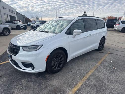 2021 Chrysler Pacifica Touring