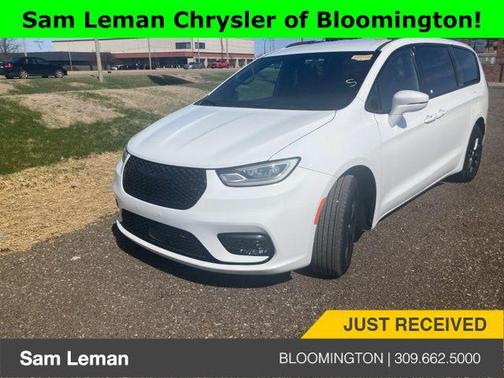 2021 Chrysler Pacifica Touring