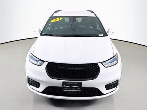 2021 Chrysler Pacifica Touring