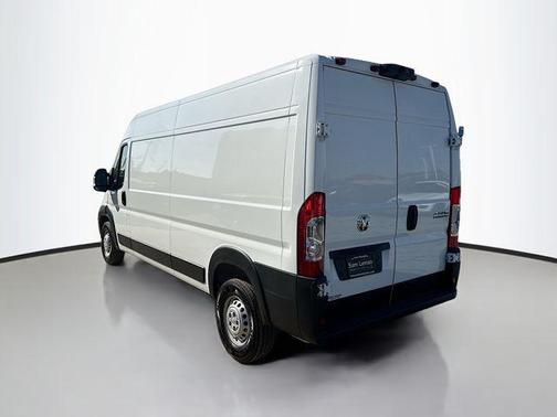 2025 RAM ProMaster 2500 Tradesman