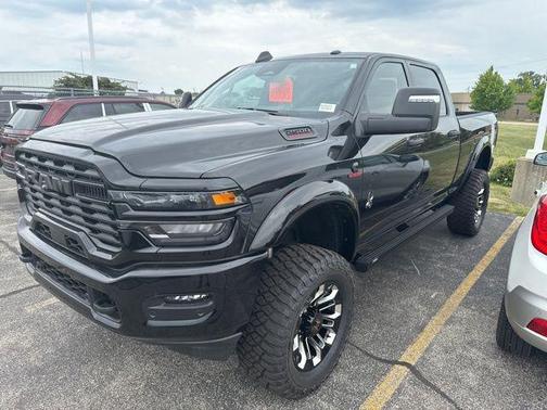 2025 RAM 2500 Big Horn Crew Cab 4x4 6'4' Box