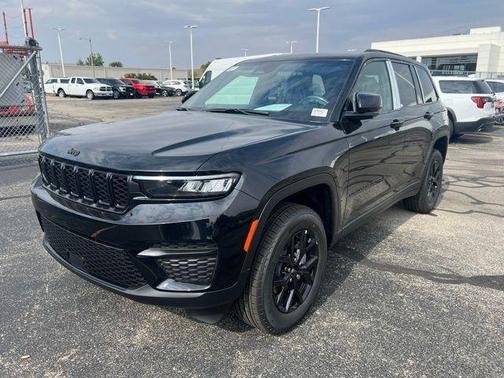 2025 Jeep Grand Cherokee Altitude