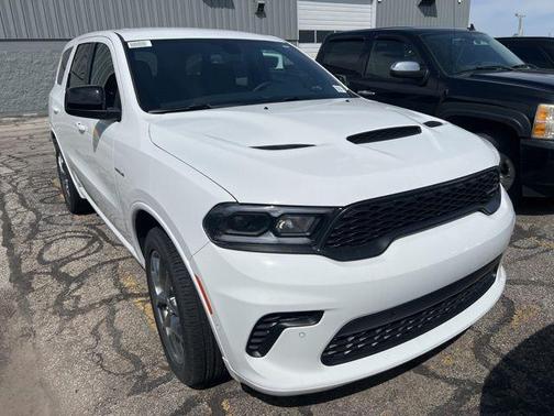 White Knuckle Clearcoat 2026 Dodge Durango GT HEMI V8 AWD