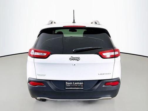 Bright White Clearcoat 2017 Jeep Cherokee Limited