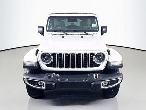 bright white clearcoat 2026 Jeep Wrangler 4-Door Sahara 4x4