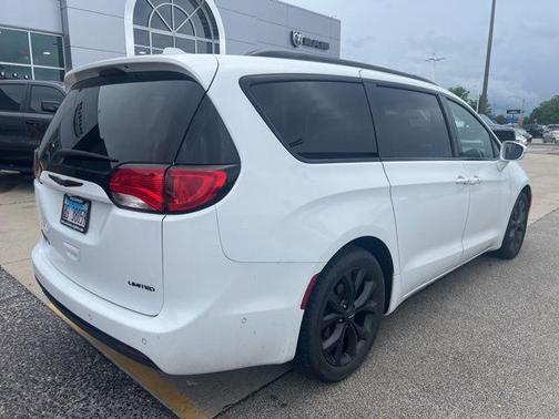 2020 Chrysler Pacifica Limited