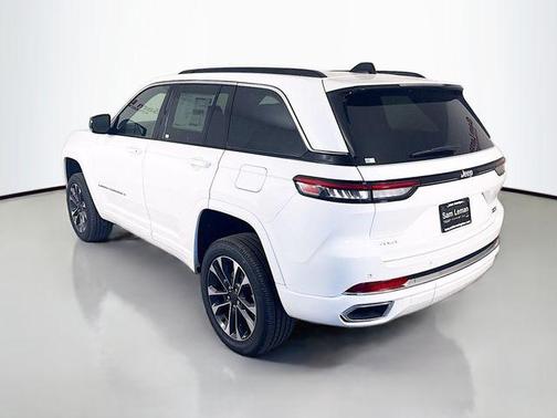 2025 Jeep Grand Cherokee Overland