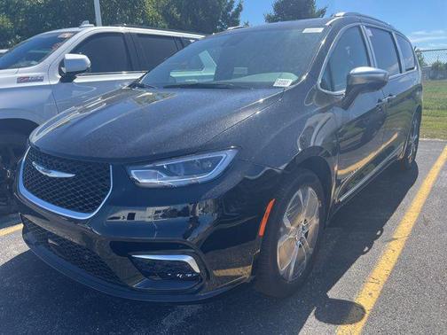 2026 Chrysler Pacifica L
