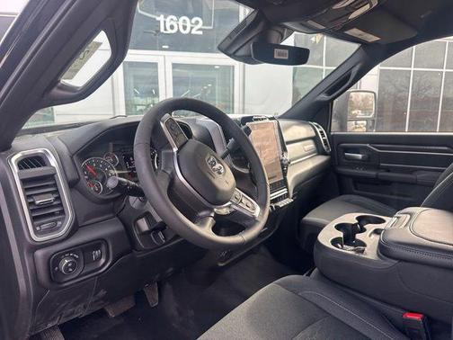 2025 RAM 2500 Big Horn Crew Cab 4x4 6'4' Box