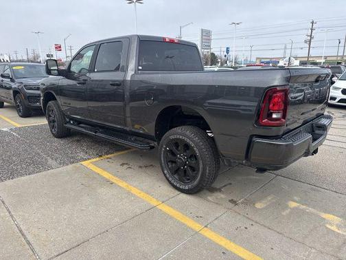 2025 RAM 2500 Big Horn Crew Cab 4x4 6'4' Box