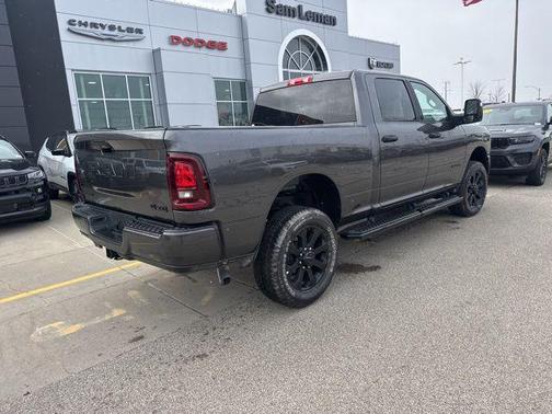 2025 RAM 2500 Big Horn Crew Cab 4x4 6'4' Box
