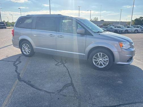 Billet Clearcoat 2019 Dodge Grand Caravan SXT