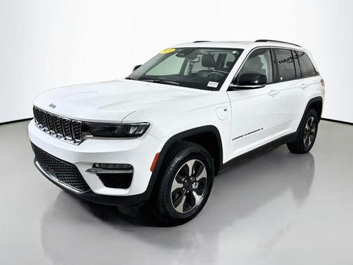 Bright White Clearcoat 2024 Jeep Grand Cherokee 4xe Base