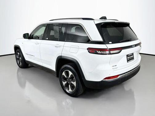 Bright White Clearcoat 2024 Jeep Grand Cherokee 4xe Base