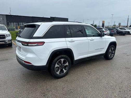 Bright White Clearcoat 2024 Jeep Grand Cherokee 4xe Base