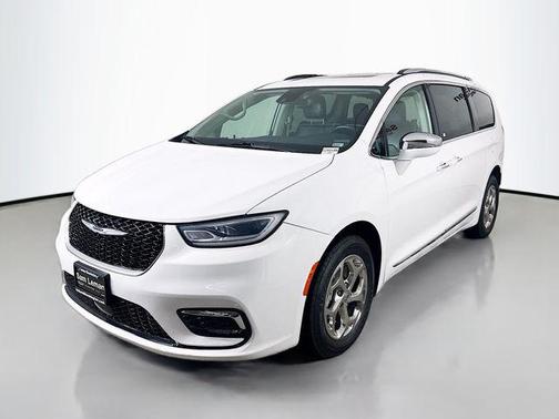 Bright White Clearcoat 2021 Chrysler Pacifica Limited