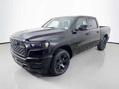 Diamond Black Crystal Pearlcoat 2025 RAM 1500 Big Horn/Lone Star